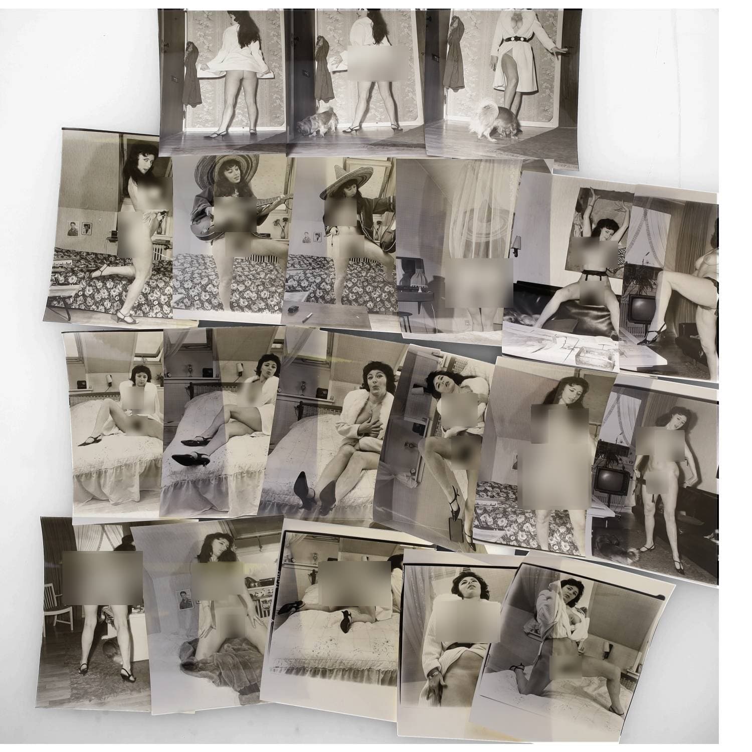 Erotica, étude de nu, photographies érotiques et divers. Circa 1950-70. Ensemble d’une vingtaine de tirages argentiques. Exemples de sujets : femmes nues, dénudées, sexe féminin, macrophotographie, etc. Sur certains versos, annotations. Divers états (dont gondolements et traces) et formats entiers moyens environ 24 x 18,5 cm.