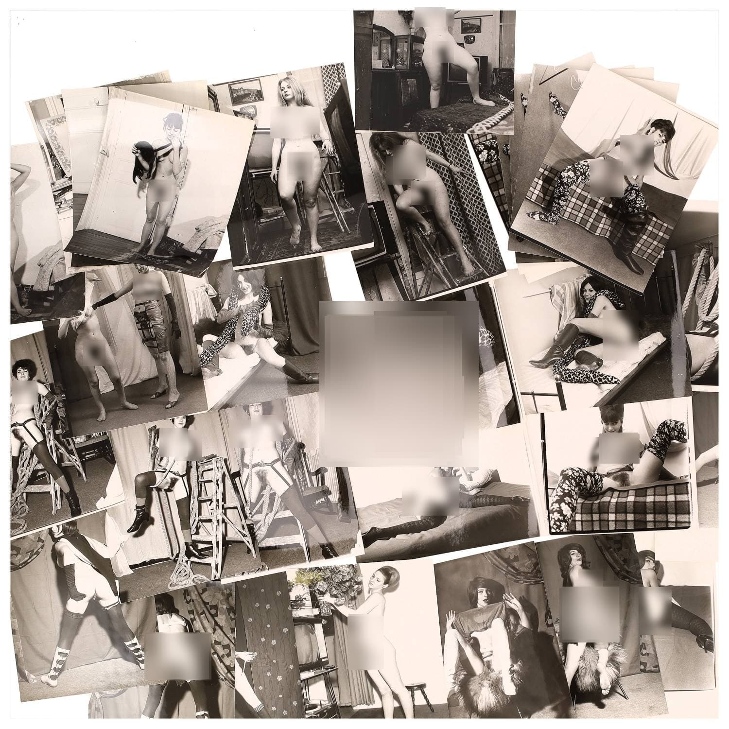 Erotica, étude de nu, photographies érotiques et divers. Circa 1950-60’s. Ensemble d’une trentaine de tirages argentiques. Exemples de sujets : femmes nues, dénudées, sexe féminin, fessier, poitrine, ‘Scandinaves’, etc. Sur certains versos, annotations. Divers états (dont gondolements, plis et traces) et formats entiers moyens environ 24 x 18 cm.