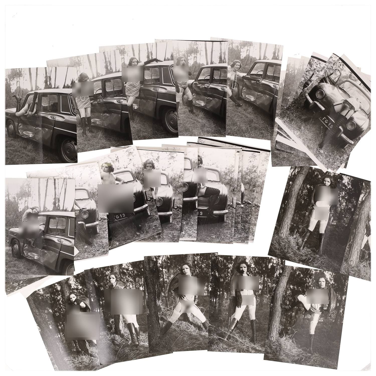 Erotica, étude de nu, photographies érotiques et divers. Circa 1950-70’s. Ensemble d’une trentaine de tirages argentiques. Exemples de sujets : femmes nues, dénudées, sexe féminin, fessier, poitrine, ‘Scandinaves’, etc. Sur certains versos, annotations. Divers états (dont gondolements, plis et traces) et formats entiers moyens environ 24 x 18 cm.