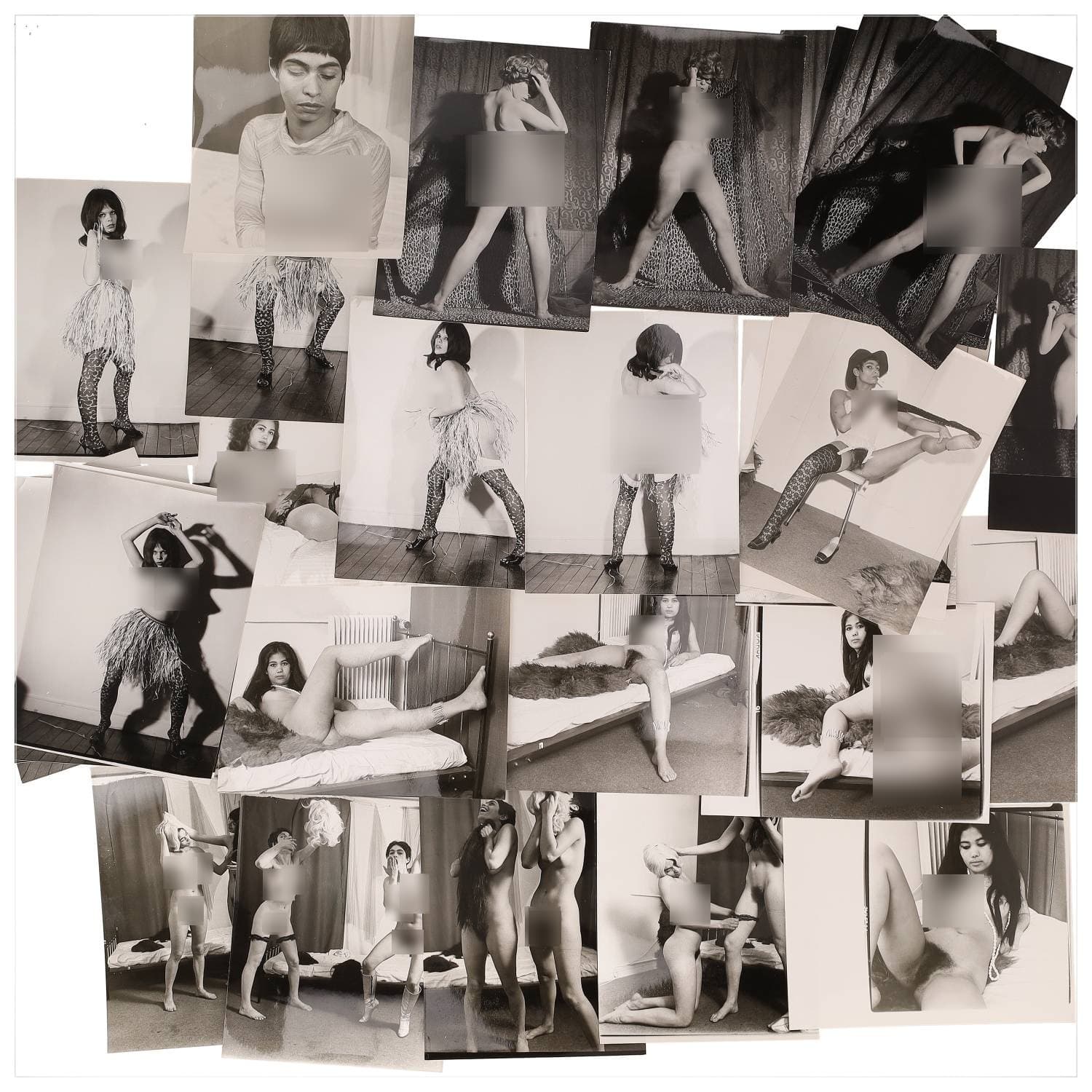 Erotica, étude de nu, photographies érotiques et divers. Circa 1950-70’s. Ensemble d’une trentaine de tirages argentiques. Exemples de sujets : femmes nues, dénudées, sexe féminin, fessier, poitrine, ‘Scandinaves’, etc. Sur certains versos, annotations. Divers états (dont gondolements, plis et traces) et formats entiers moyens environ 24 x 18 cm.