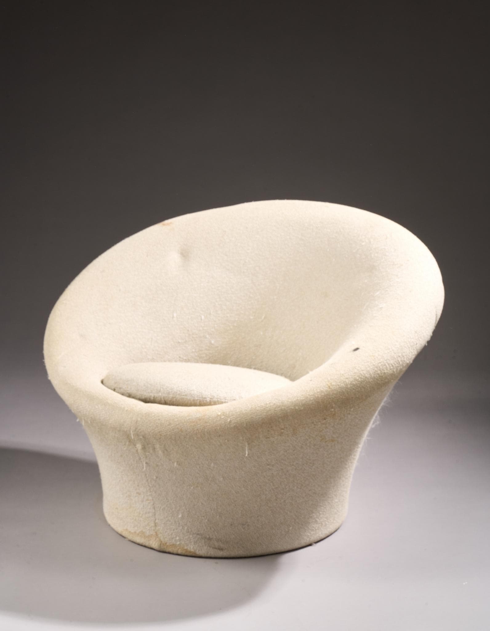 Fauteuil, modèle F560 dit « Mushroom »