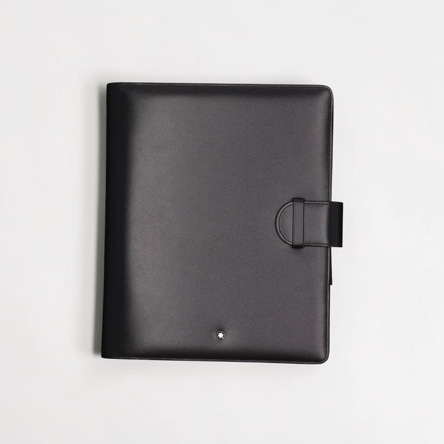 Organiseur et agenda en cuir noir lisse