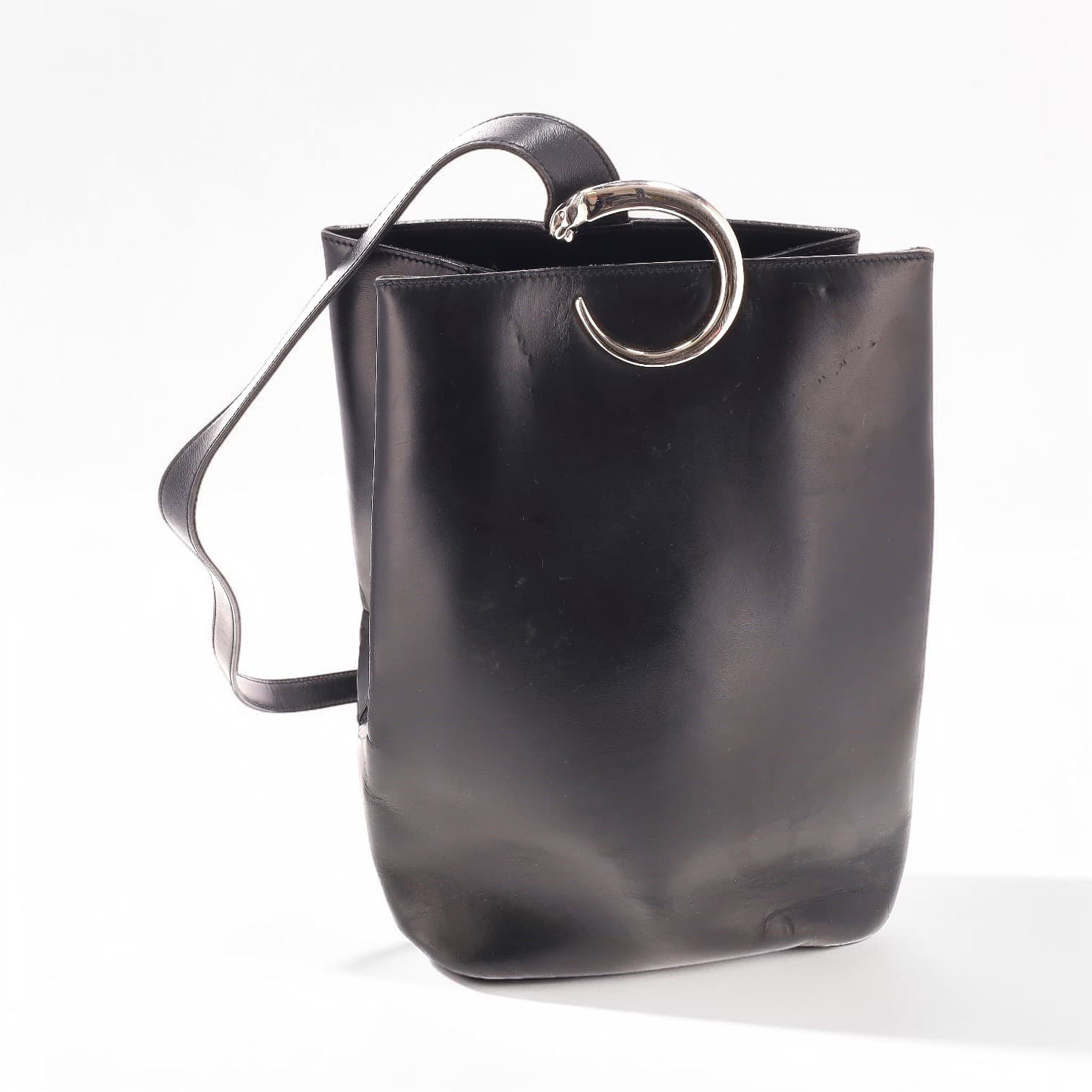 Sac à dos en cuir noir