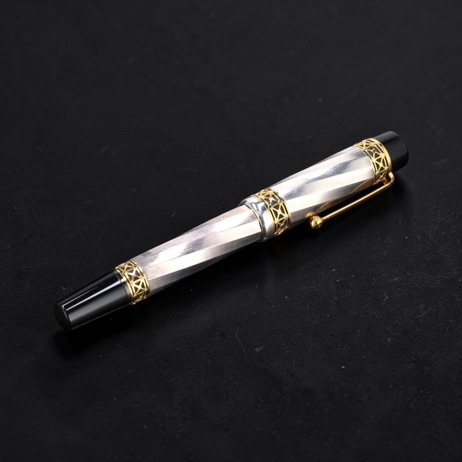 Stylo plume Montblanc Charlemagne