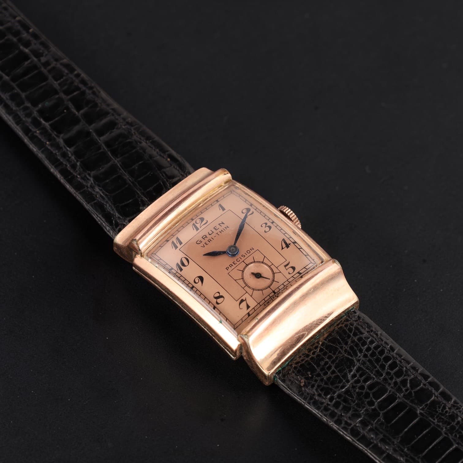 Montre bracelet de forme Gruen Veri-Thin en or Gold Filled 10k