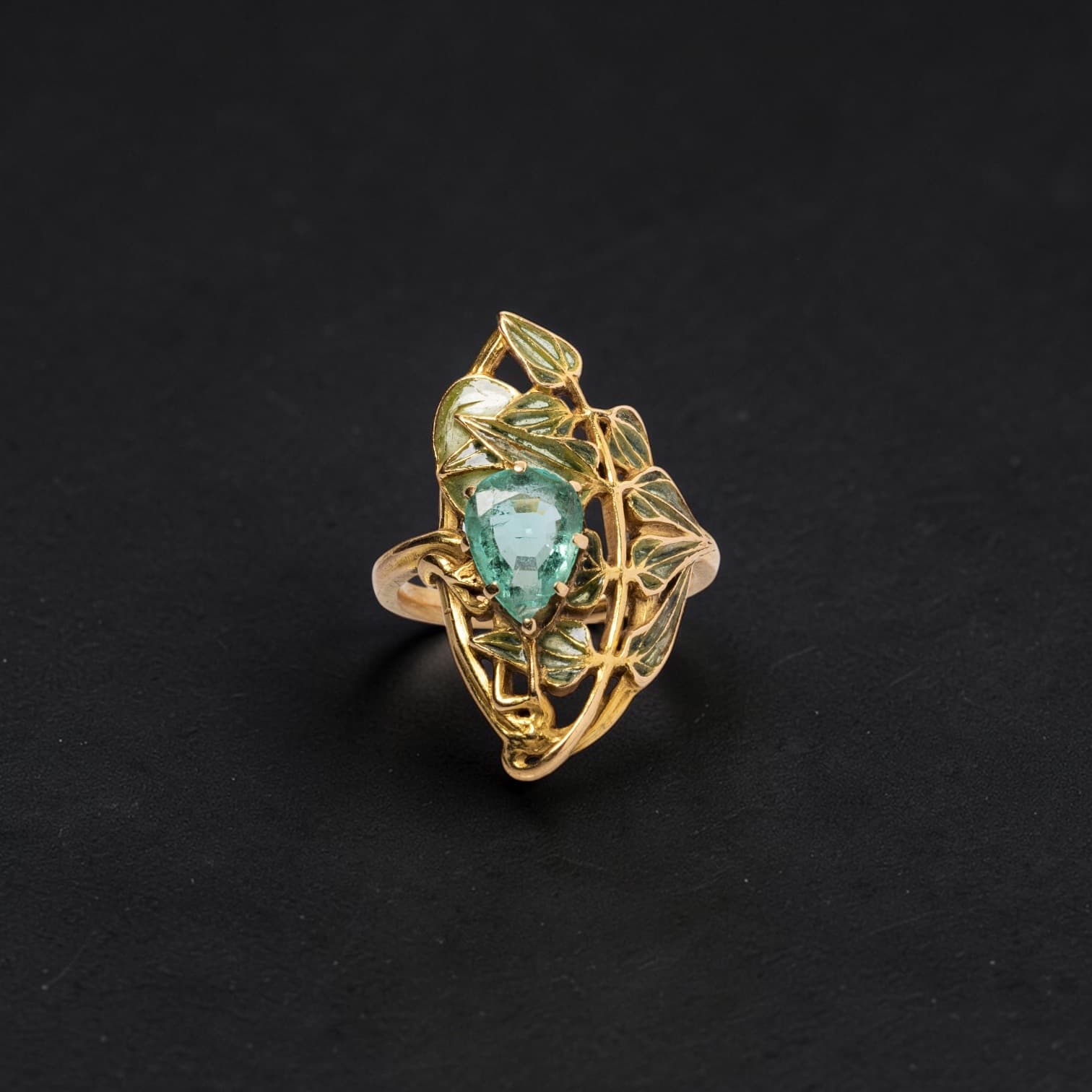 LALIQUE