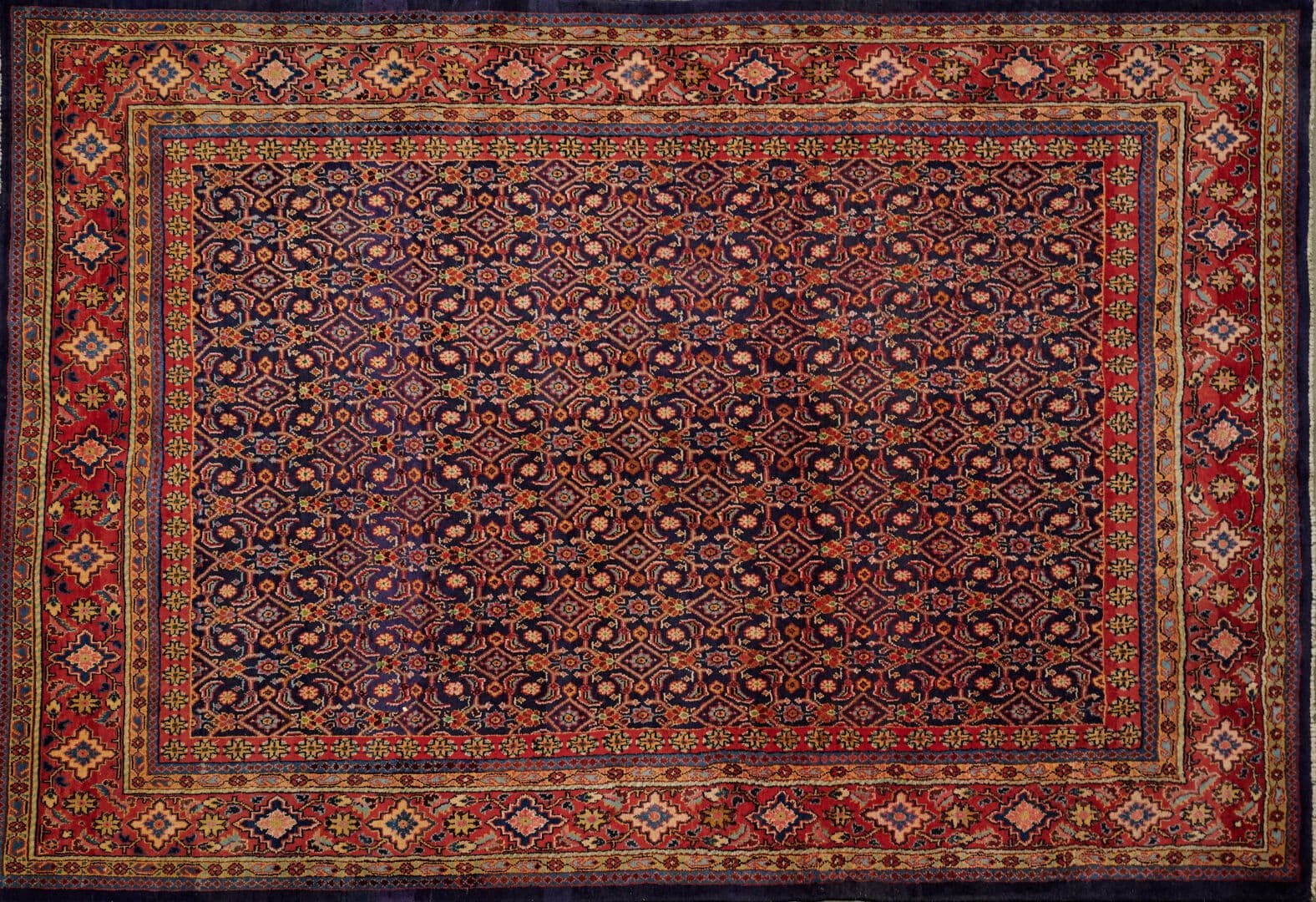 Tapis d'Orient au décor géométrique